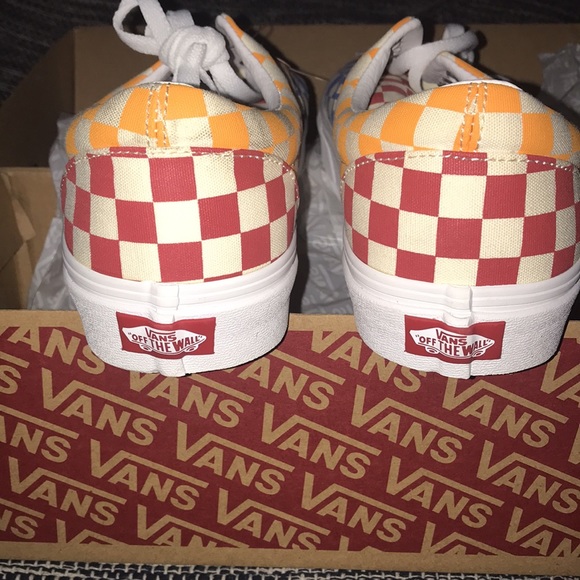 New Vans  Size 9 Multicolor checker board🥰 - Picture 7 of 8